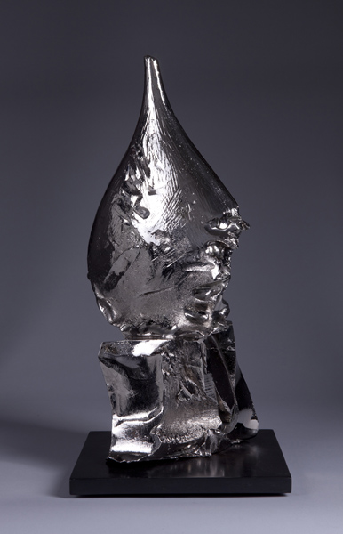 Abram by Ebitenyefa Baralaye, bronze (cast, polished), nickel (plated)