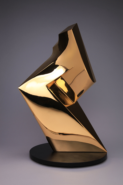 Saul by Ebitenyefa Baralaye, bronze (cast, polished), gold (laser plated)