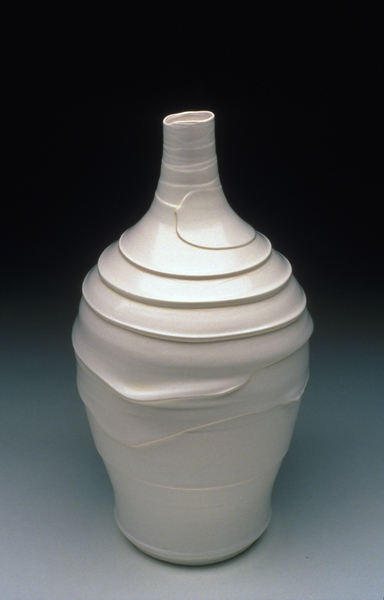Naima by Ebitenyefa Baralaye, porcelain (burnished)