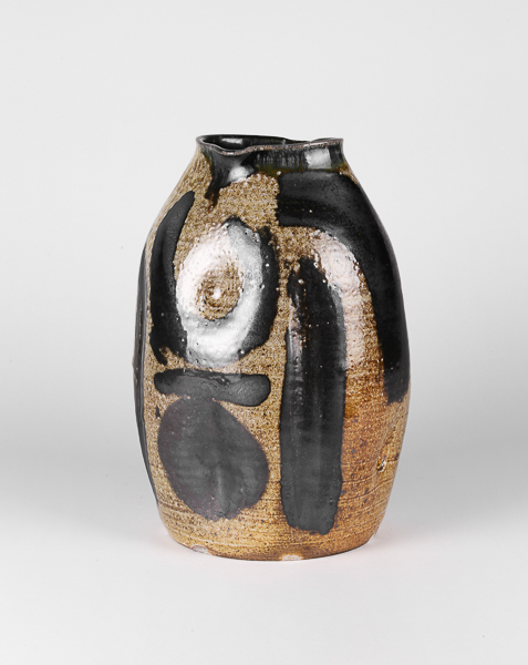Aarin by Ebitenyefa Baralaye, salt-glazed stoneware